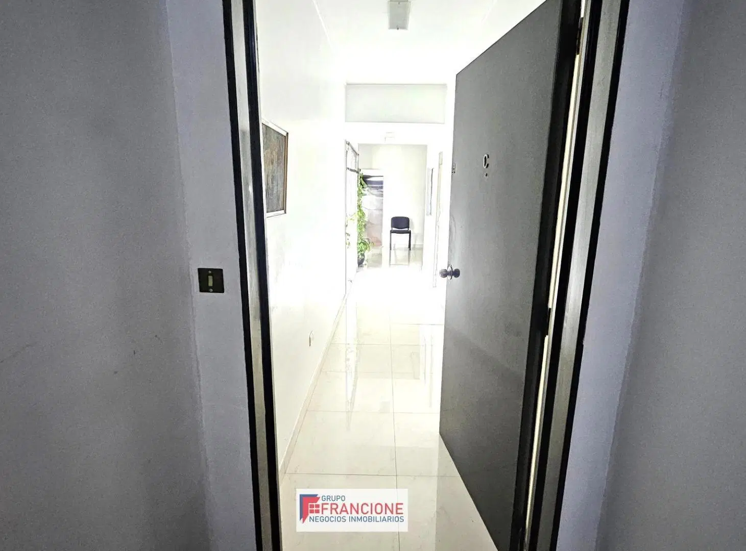 Hermosa Oficina a la venta y cochera, Microcentro. 4