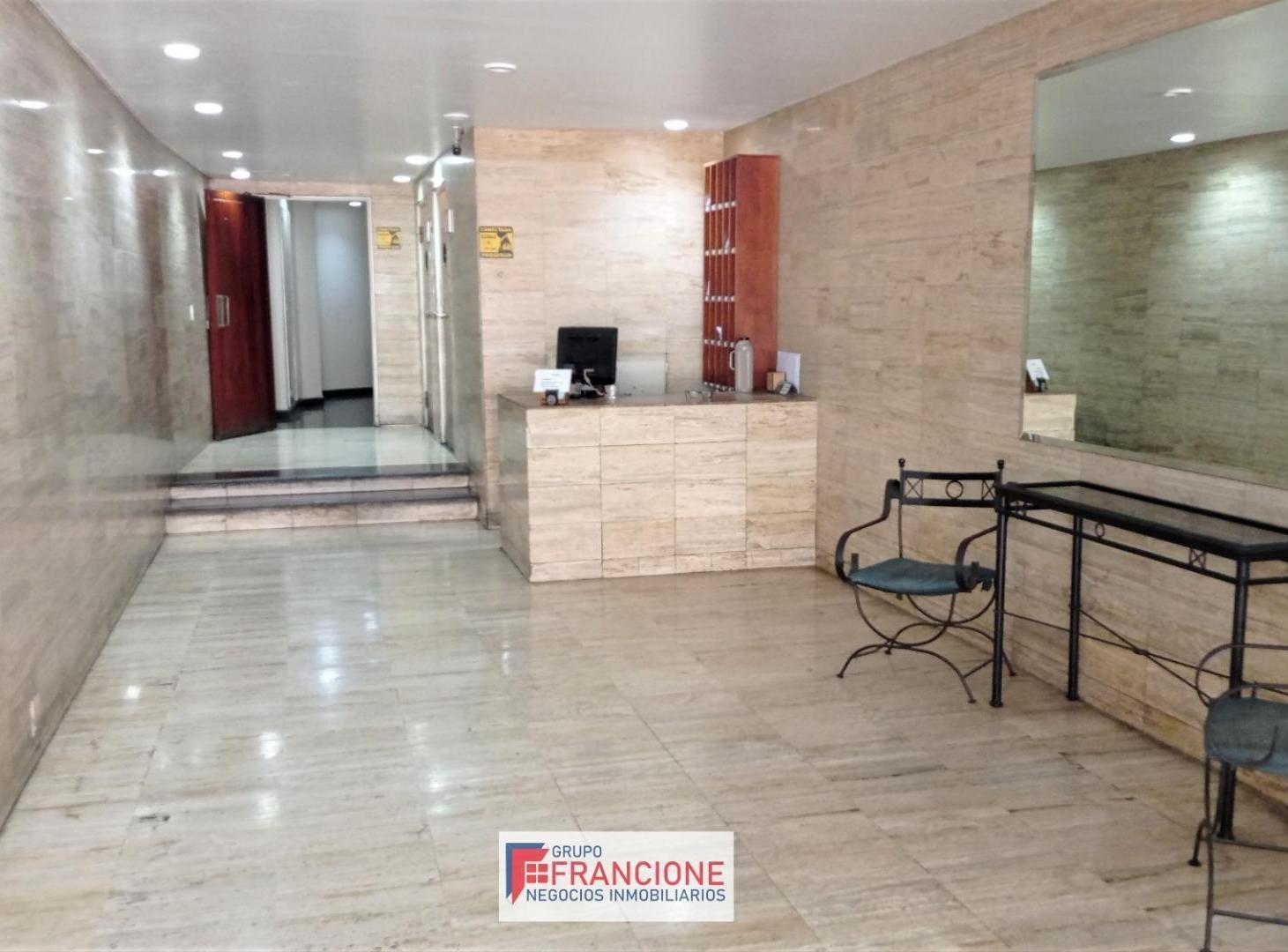 Foto de Oficina a la venta, 2 cocheras, Microcentro., imagen 4