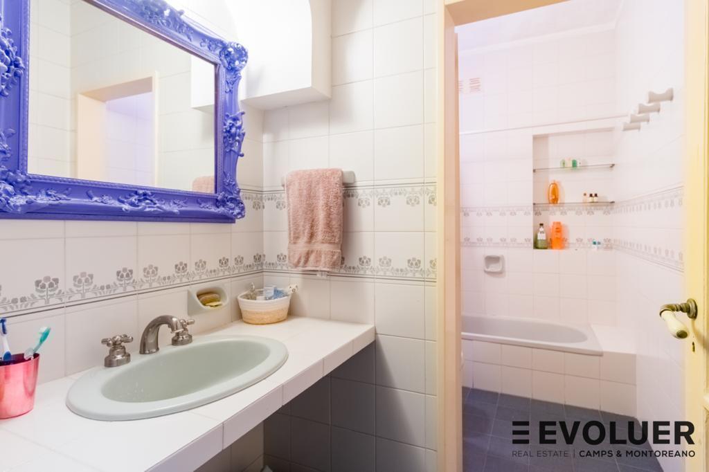 Magnífica Casa de Estilo Ideal Oficinas o Desarrollo Inmobiliario en Barrio Norte 4