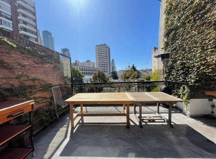 Venta departamento 4 dormitorios 2 cocheras terraza y parrilla. Palermo Chico 2