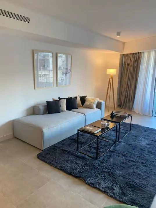 Alquiler Departamento apto profesional con cochera en Palacio Paz 4