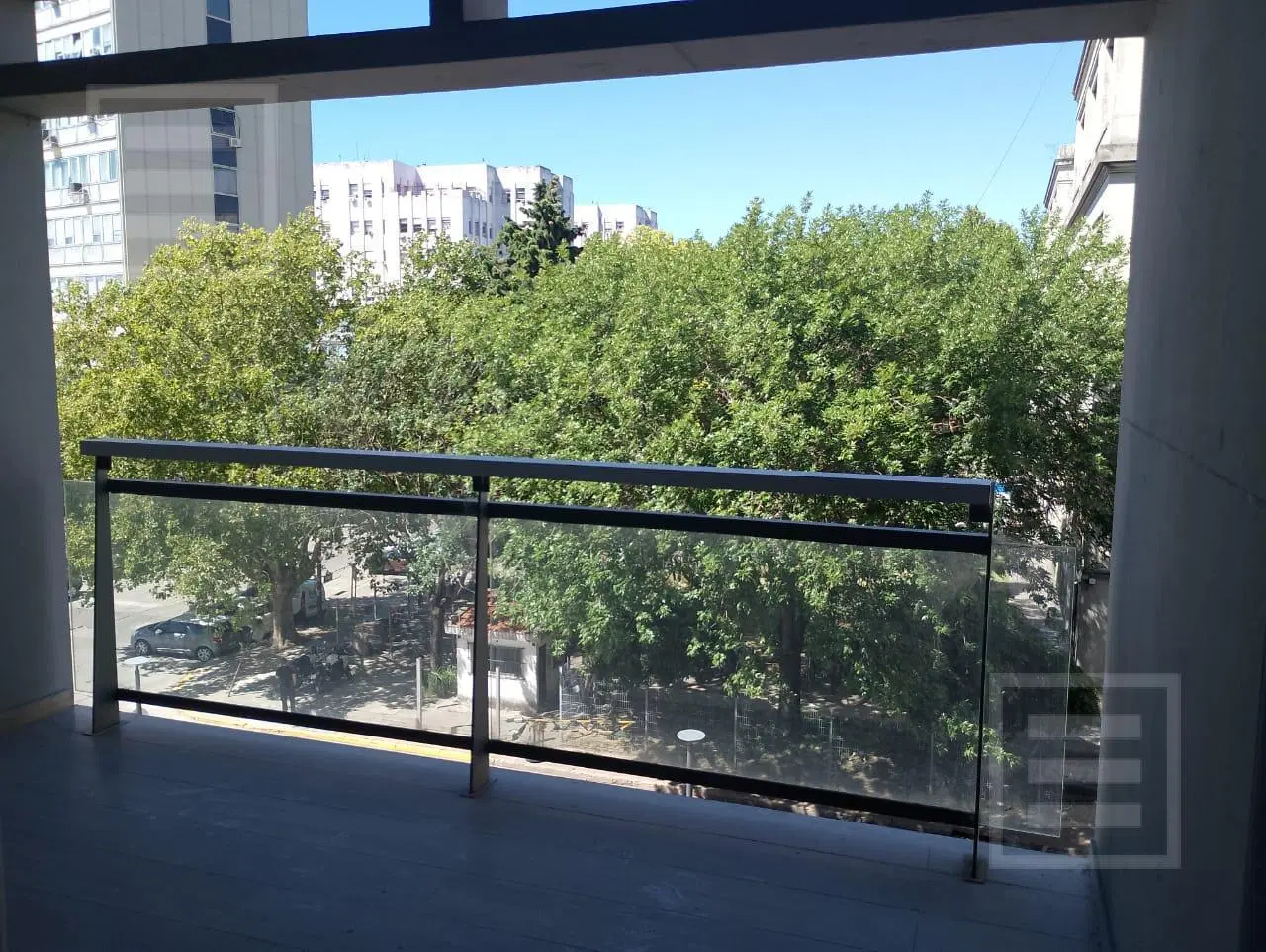 Alquiler loft con  cochera y amenities apto profesional en Distrito Quartier Puerto Retiro. 2