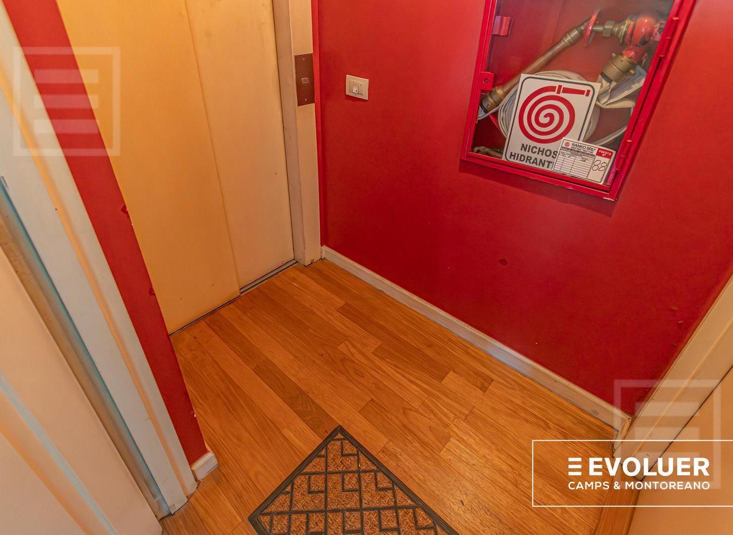 Venta  departamento 2 ambientes cochera y amenities en Torre Montañeses Núñez