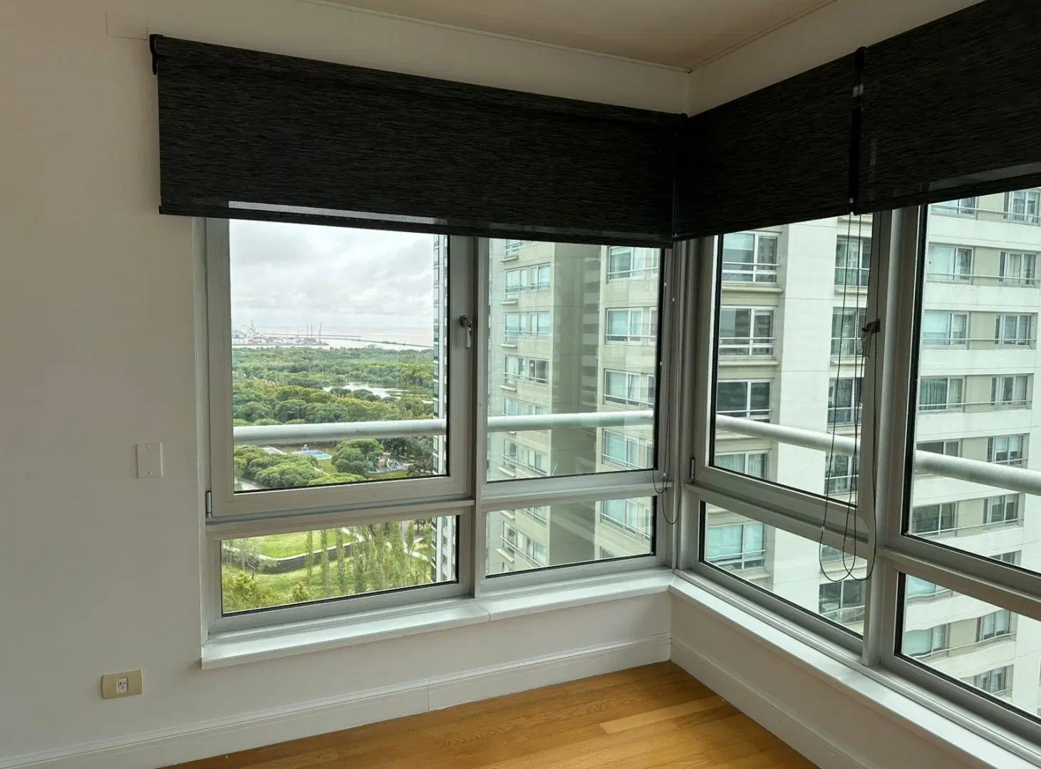 Alquiler 3 ambientes piso alto con cochera y amenities en Le Parc Puerto Madero 4