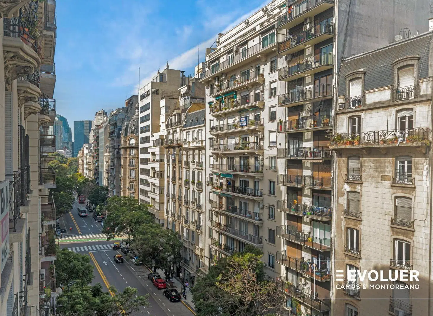 Venta Departamento 4 ambientes con cochera. Recoleta. 4