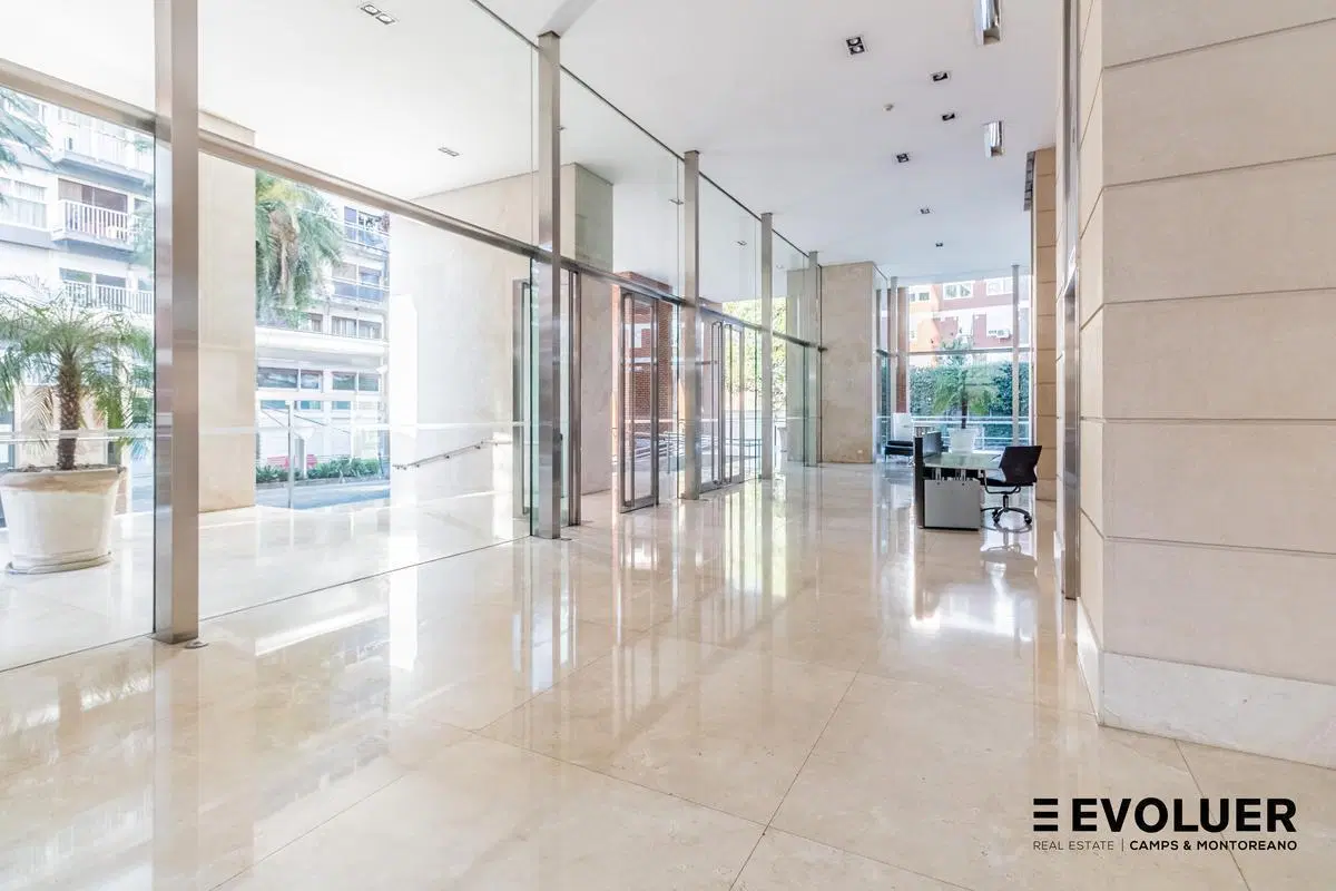 Venta departamento 3 ambientes, amenities y cochera Palermo Chico 2