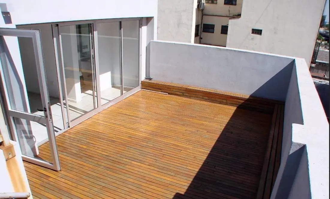 Venta departamento monoambiente con cochera, baulera, parrilla, SUM y pileta. 3