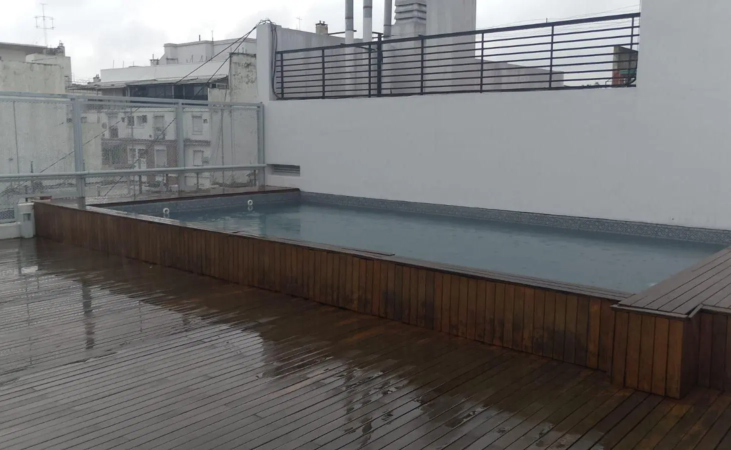 Venta departamento monoambiente con cochera, baulera, parrilla, SUM y pileta. 5