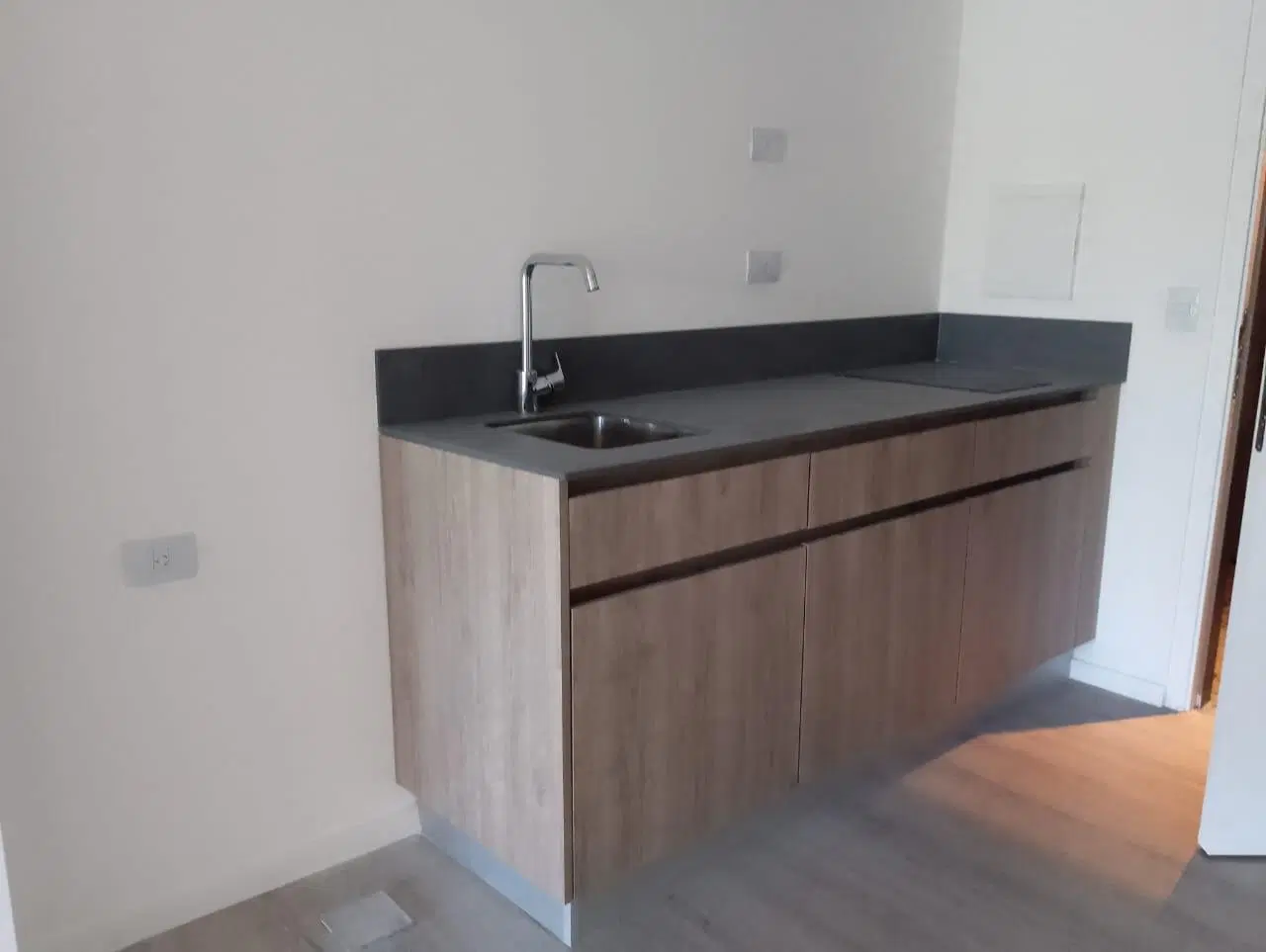Alquiler loft con  cochera y amenities apto profesional en Distrito Quartier Puerto Retiro. 4