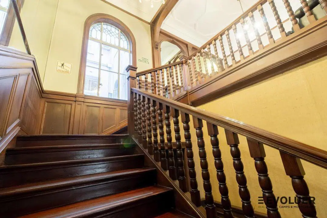 Venta Edificio con 20 oficinas y áreas comunes en Recoleta. 3
