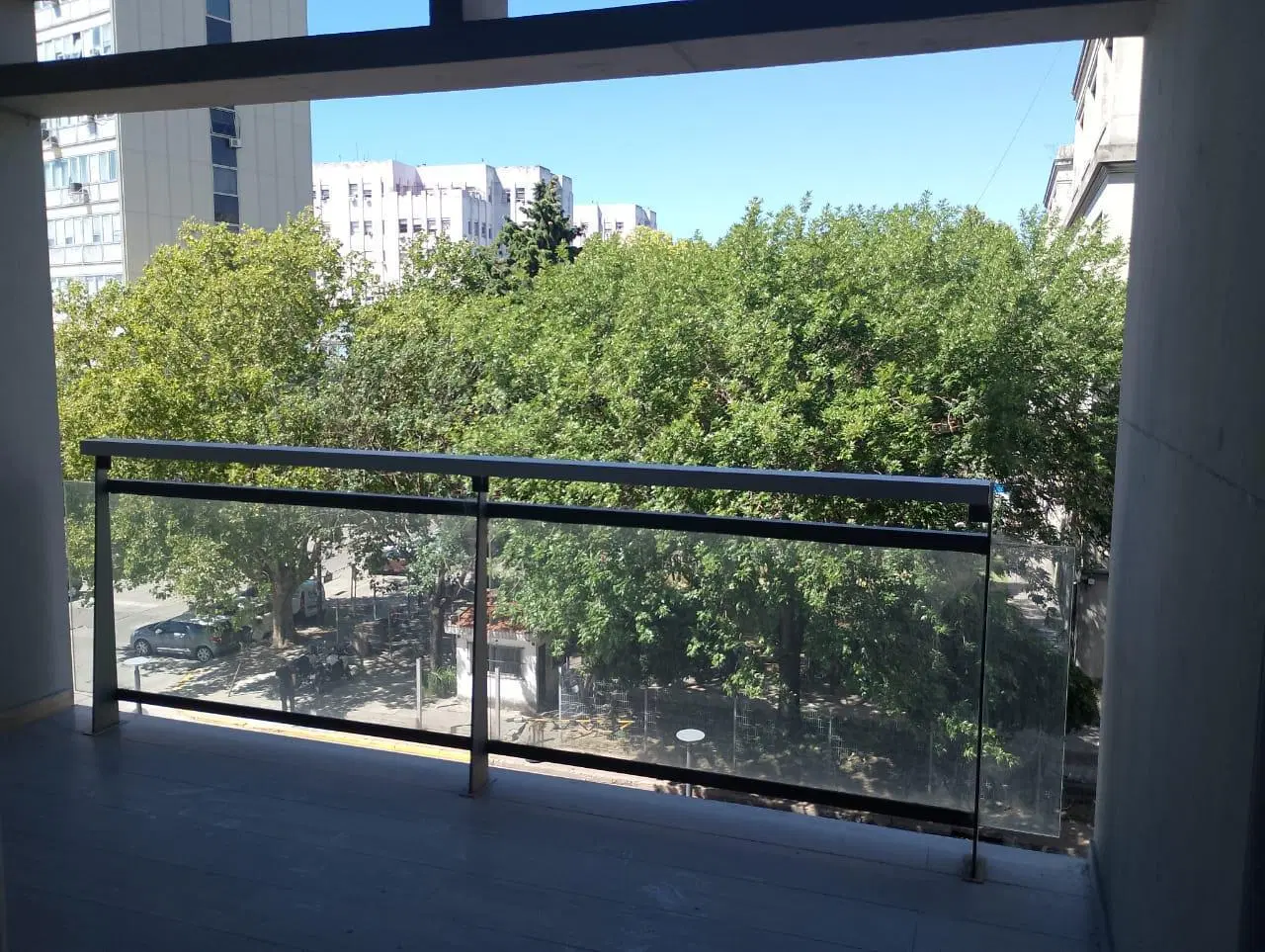 Alquiler loft con  cochera y amenities apto profesional en Distrito Quartier Puerto Retiro. 2