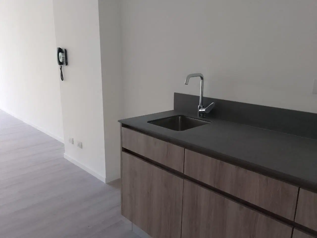Alquiler loft con  cochera y amenities apto profesional en Distrito Quartier Puerto Retiro. 5
