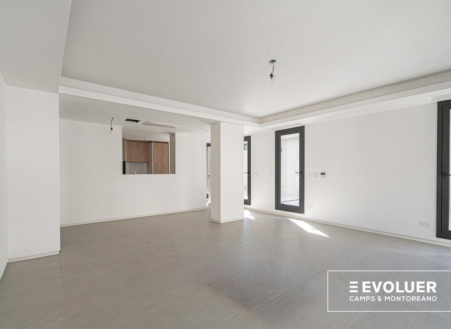 Foto de Alquiler departamento de 3 ambientes con terraza. Quintana 281., imagen 4