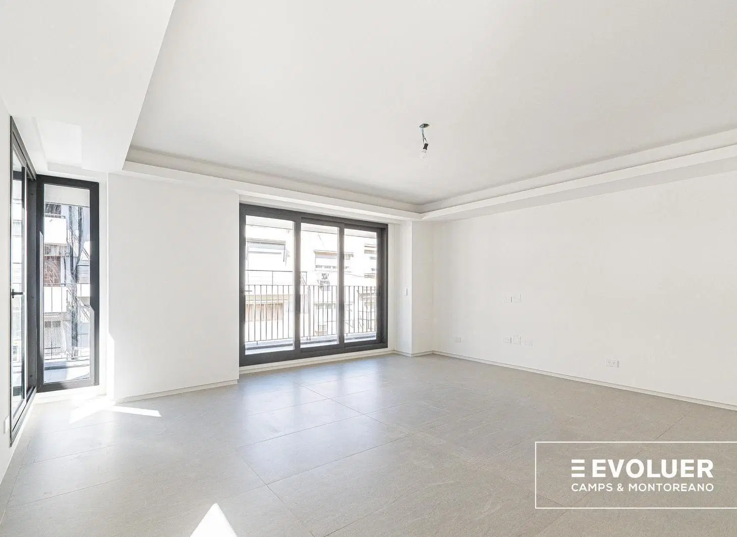 Alquiler departamento de 3 ambientes con terraza. Quintana 281. 3