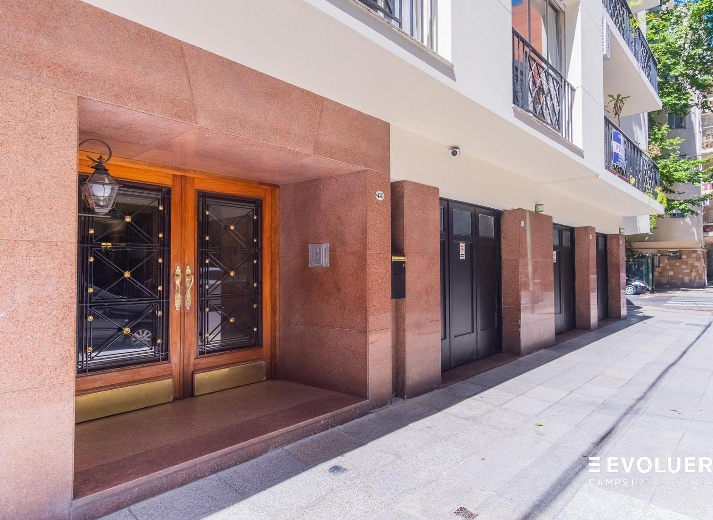 Foto de Venta Departamento 4 ambientes con balcón, cochera y baulera - Palermo, imagen 4