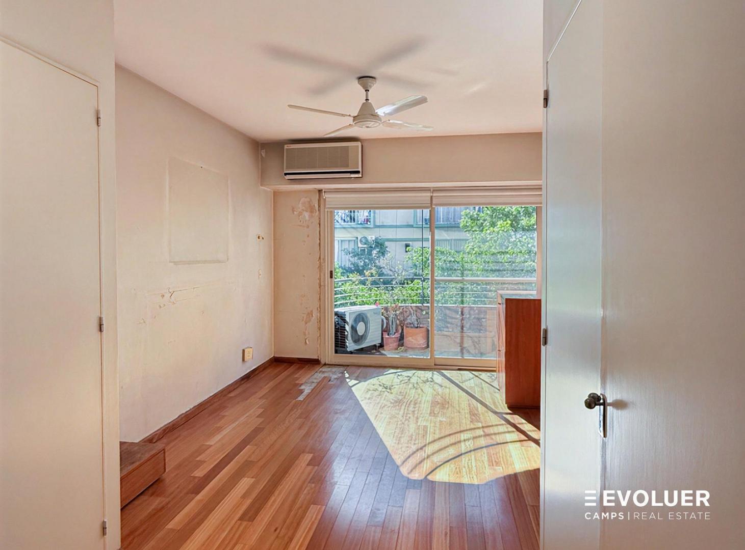 Foto de Venta Departamento 3 ambientes, escritorio y cochera en Palermo Chico., imagen 3