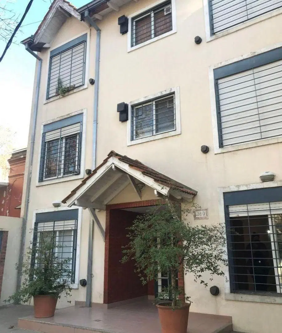 VENTA MONOAMBIENTE EN PLANTA BAJA CON JARDÍN SAN ISIDRO 8