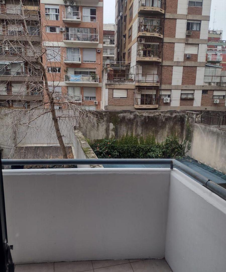 Foto de MONOAMBIENTE CON BALCÓN AL CONTRAFRENTE EXCELENTE UBICACIÓN, imagen 3
