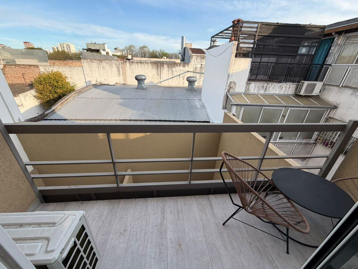 Foto de MONOAMBIENTE AMOBLADO AL CONTRAFRENTE 2DO PISO CON BALCÓN, imagen 3