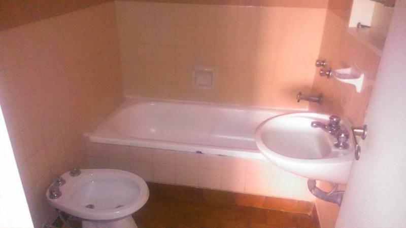 Departamento 4 Ambientes, 3 Dorm., 2 Baños, Balcón, Lavadero. 4