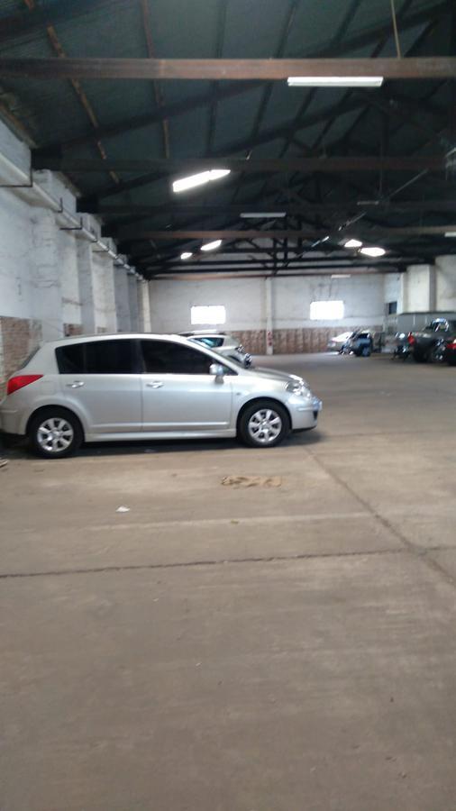 Concordia - Cochera con Capacidad Para 31 Vehículos! 900 m². 1