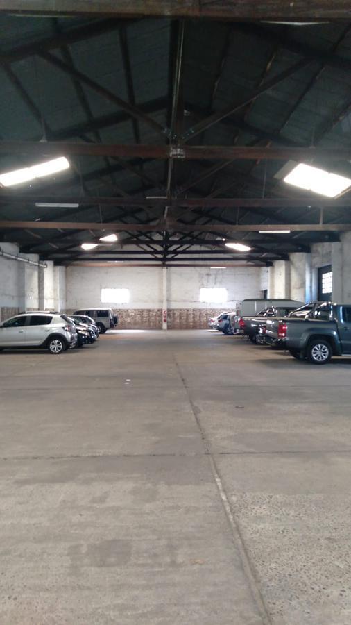 Concordia - Cochera con Capacidad Para 31 Vehículos! 900 m². 3
