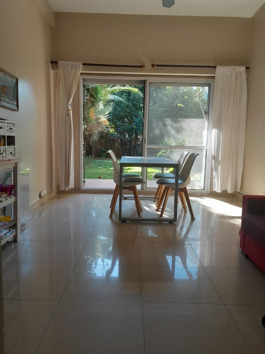 Casa en Olivos Próximo Av Maipú. Gran Jardín. 3
