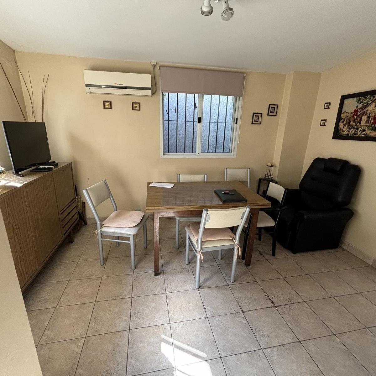 Terreno 8,66x20. Apto duplex. Olivos.