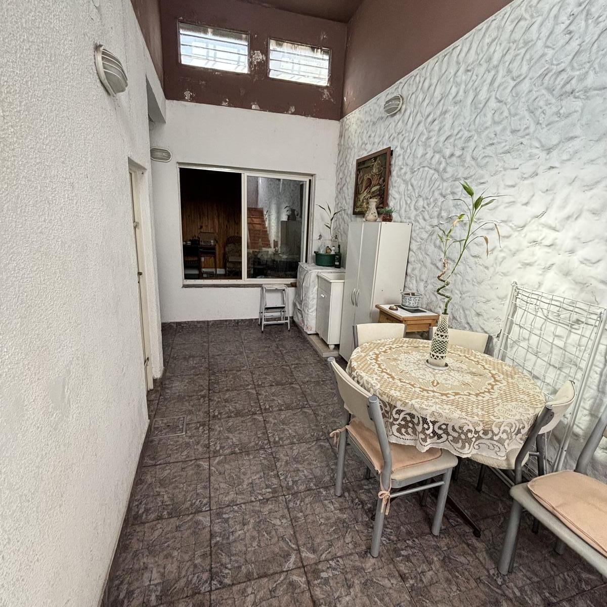 Foto de Terreno 8,66x20. Apto duplex. Olivos., imagen 3