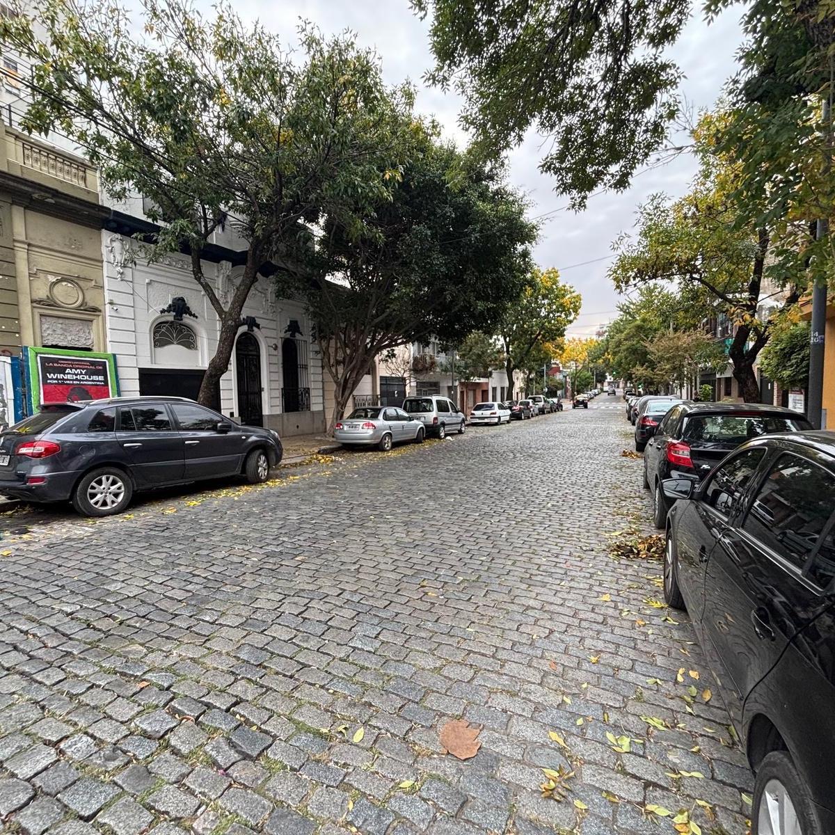 Casa/Local reciclado a nuevo. Única. Palermo.
