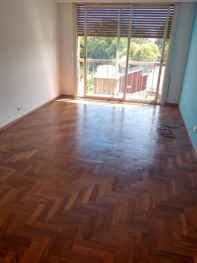 Departamento 2 ambientes en excelente zona. Excelente estado y ubicación!