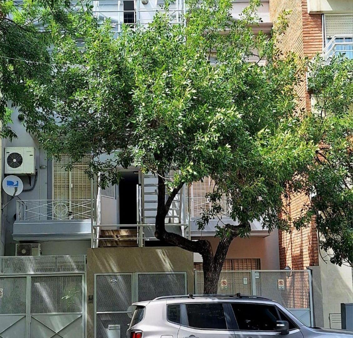 Nuñez - Impecable Departamento tipo PH - 3 amb con Patio y Cochera!