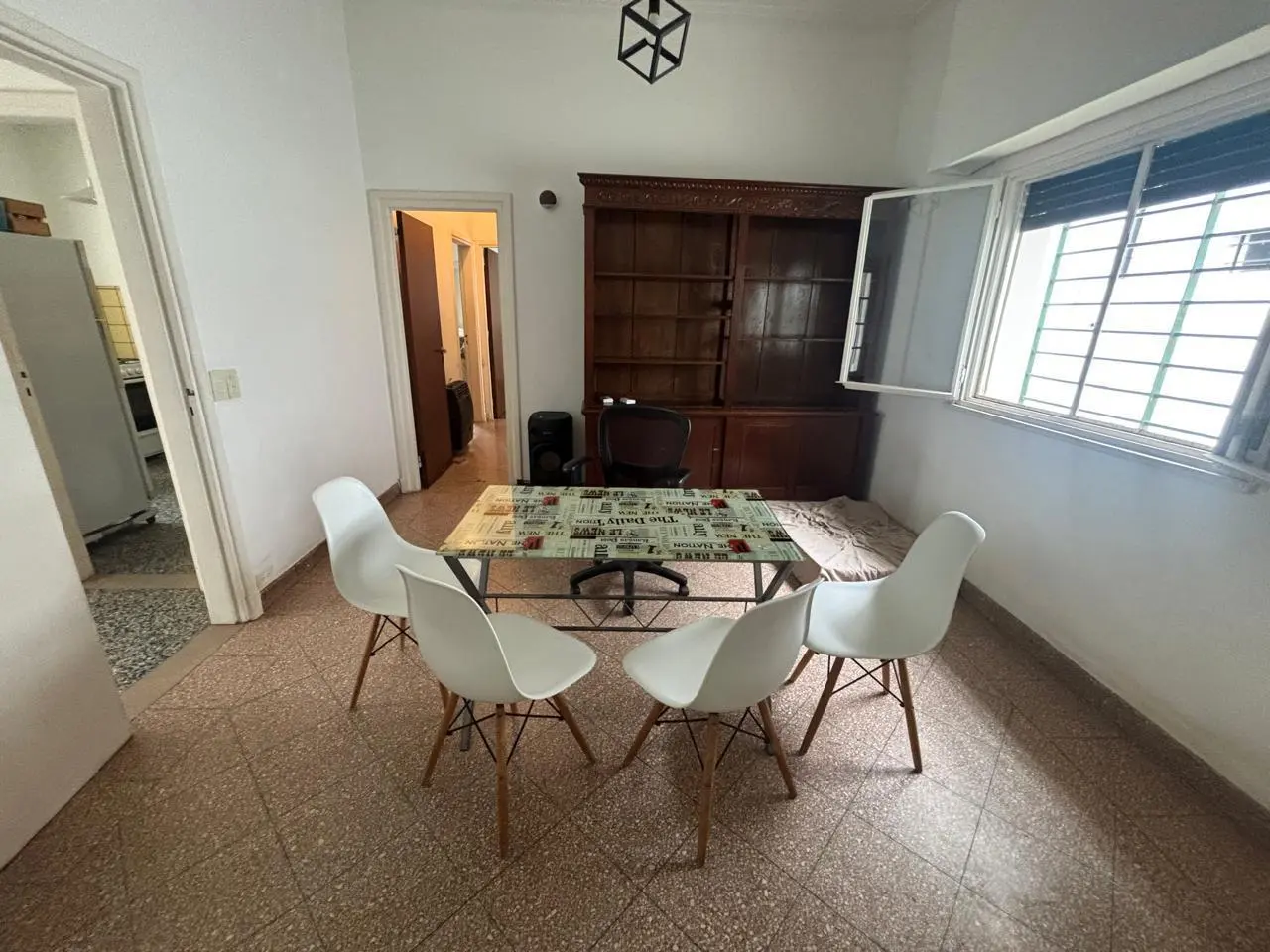 Chalet excelente ubicación, 3 dormitorios, jardín, quincho - Martinez 4