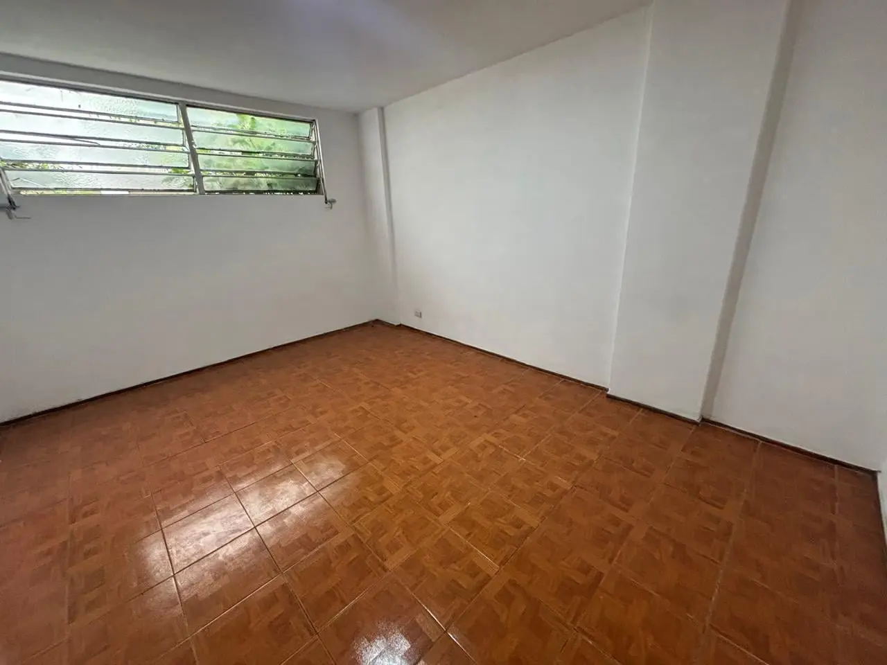 Departamento 1 ambiente excelente ubicación. Olivos 1