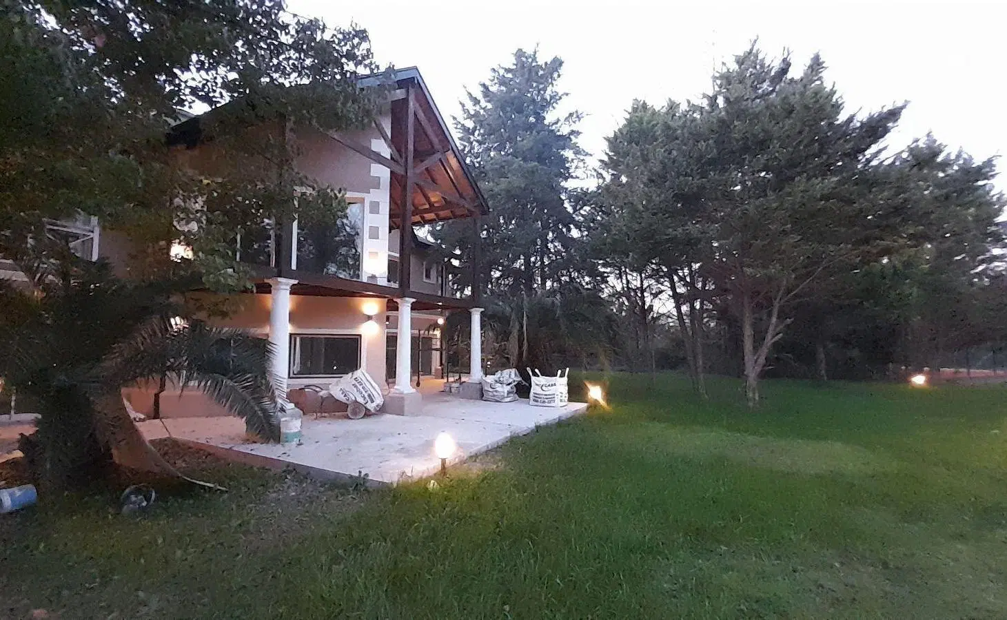 Imponente Chalet de 9 amb sobre Lote de 2.000 m2! 8