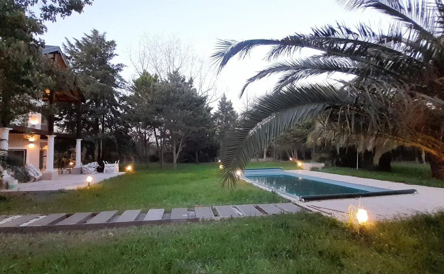 Imponente Chalet de 9 amb sobre Lote de 2.000 m2! 4