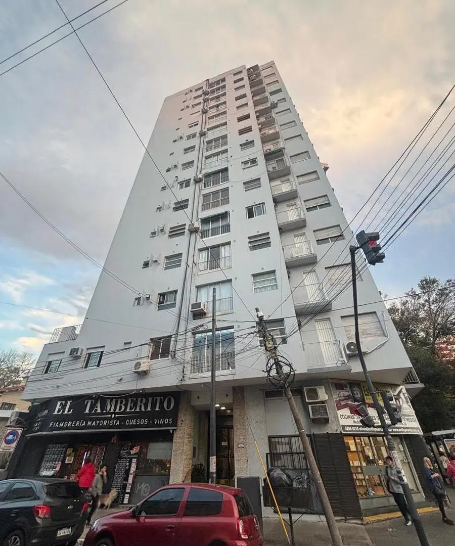 Departamento 2 ambentes vista panorámica. Olivos. 4