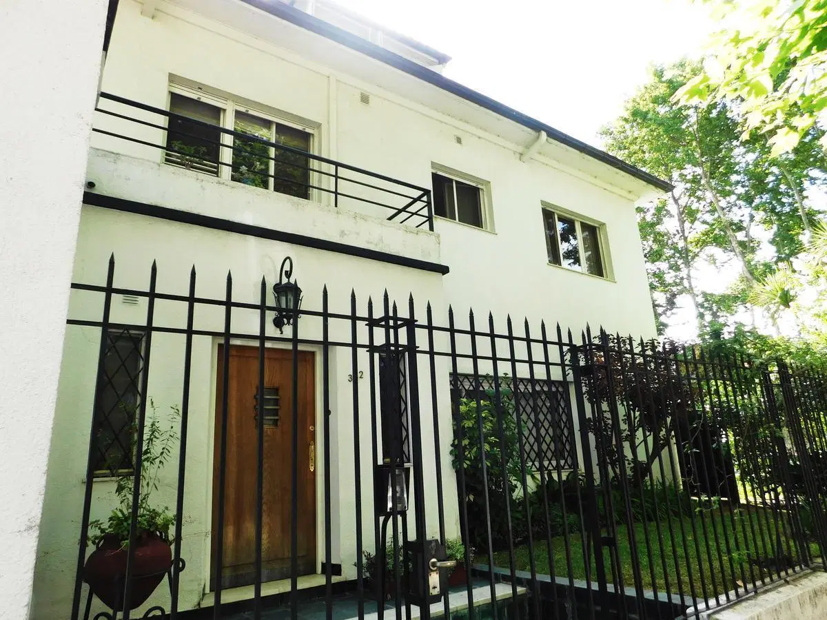 Casa 5 ambientes en vicente López. 3