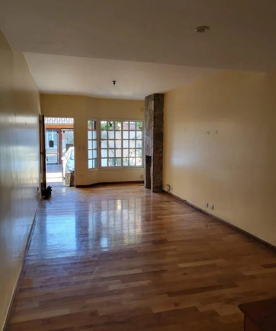 ALQUILER TEMPORARIO POR 1 AÑO!! Villa Urquiza - Excelente triplex 5 amb c/3 Baños, Jardín y Cochera 2