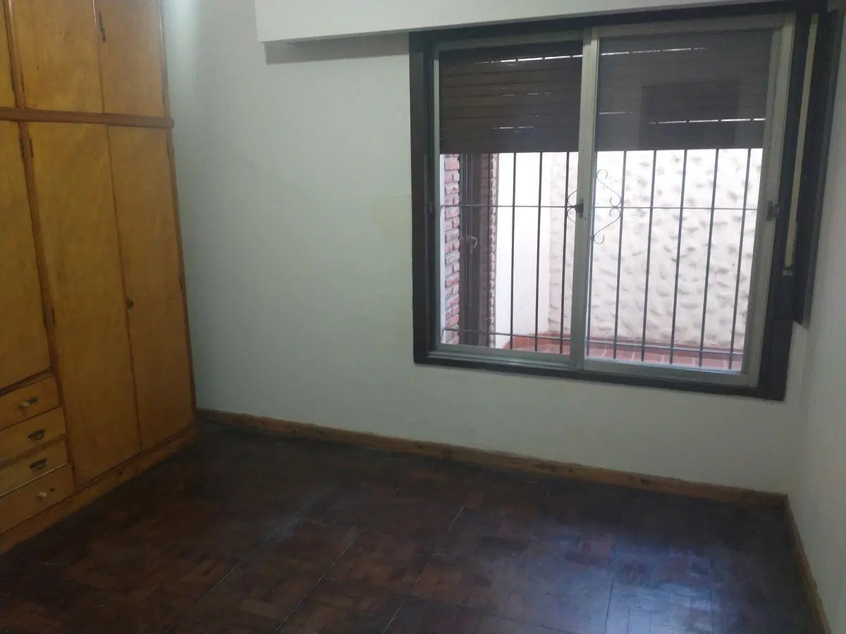 PH 3 ambientes con patio, cochera. 2