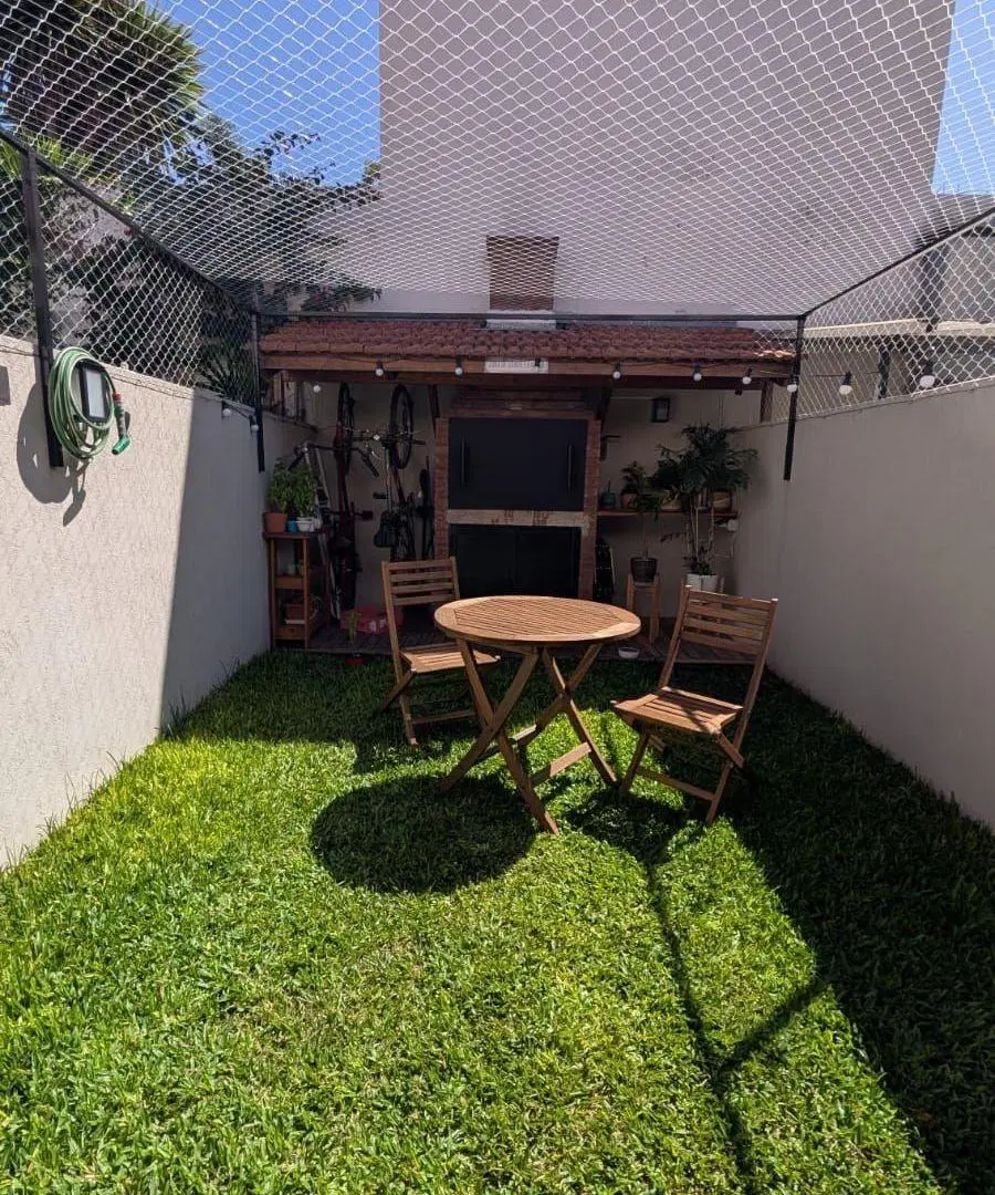 Olivos - Impecable Dúplex 4 amb - con Jardín y Cochera! 2
