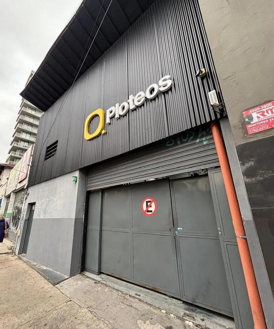 Local/galpón amplio lote propio - Vicente López 5