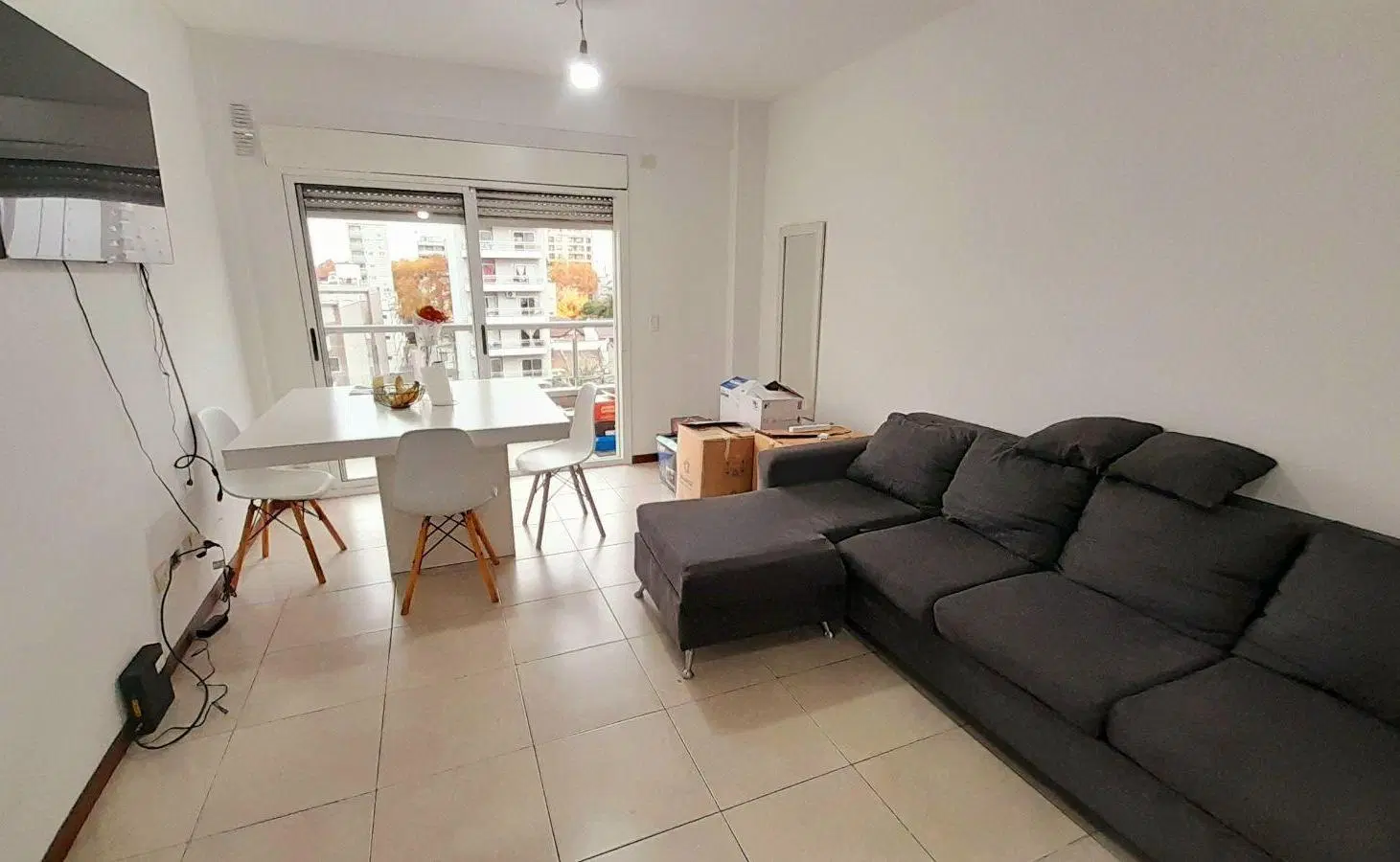 Villa Ballester céntrico! Amplio y luminoso 3 amb con vista abierta! 2