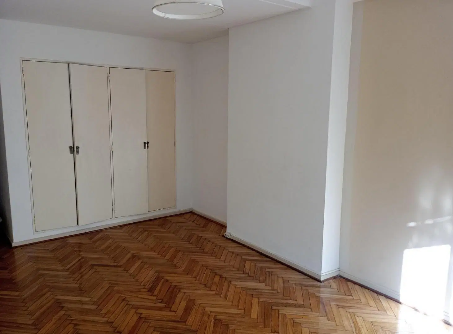 Departamento 1 ambiente en exc ubicación. Olivos. 5