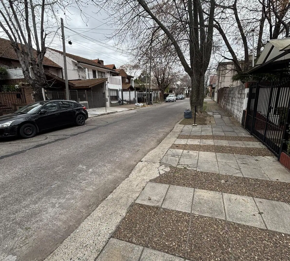 Duplex 5 ambientes. Playroom. Olivos. 3