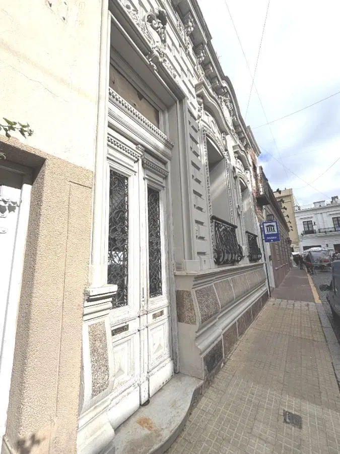 PH tipo casa reciclado a nuevo, excelente ubicación, terraza propia. - San Telmo 3
