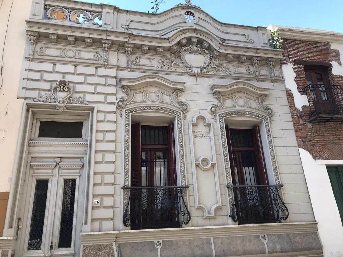 PH tipo casa reciclado a nuevo, excelente ubicación, terraza propia. - San Telmo 1