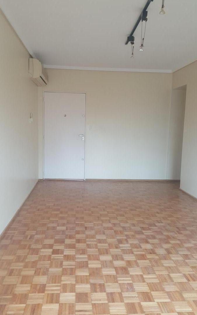 Foto de Depto. 3 ambientes, balcón. Excelente ubicación., imagen 4