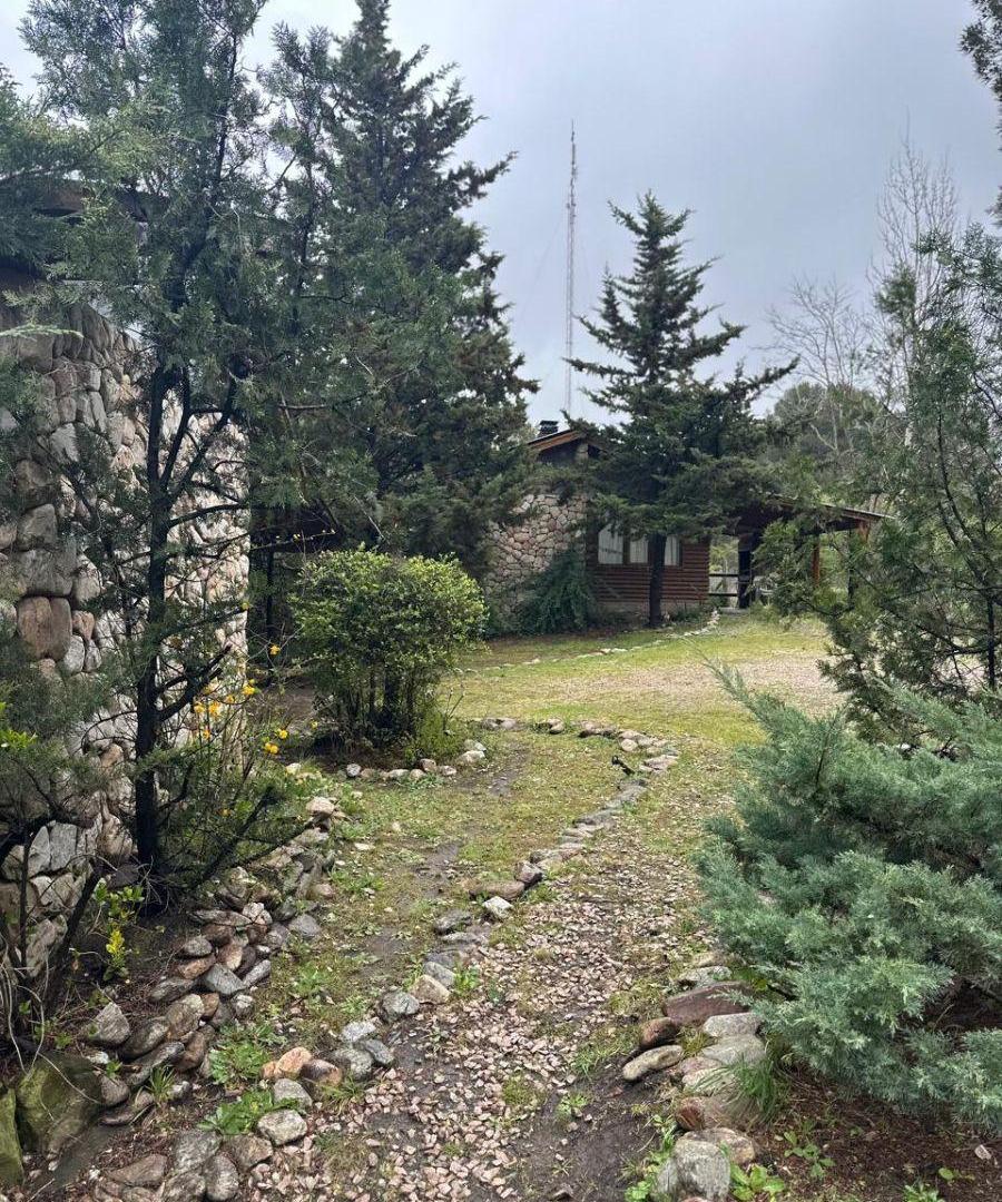 Foto de COMPLEJO TURÍSTICO SHERWOOD | 1.628 M² | 2 CABAÑAS + CONSTRUCCIÓN, imagen 1