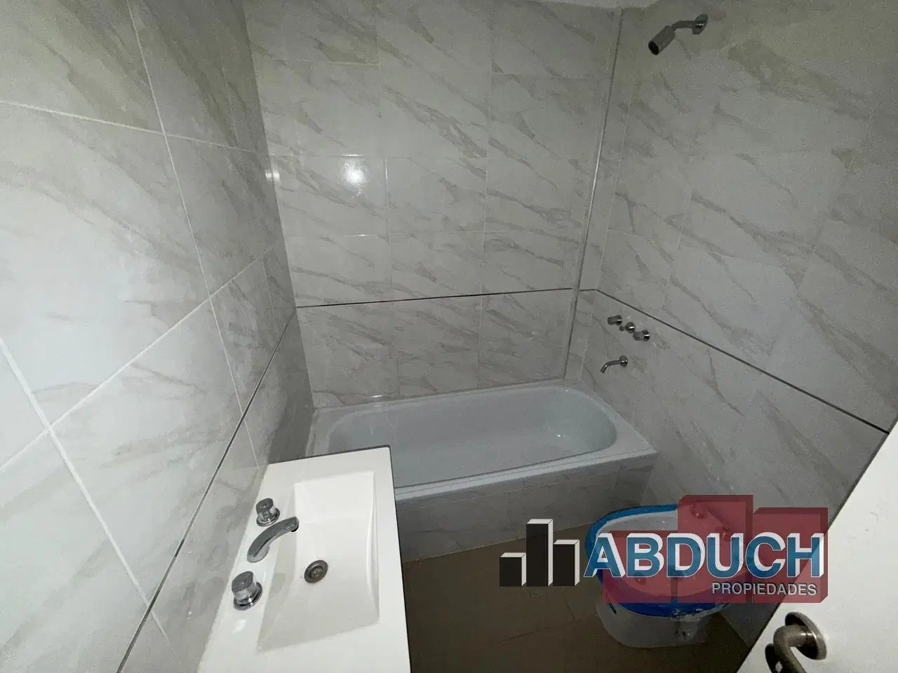 ALQUILER MONOAMBIENTE VILLA BALLESTER 5
